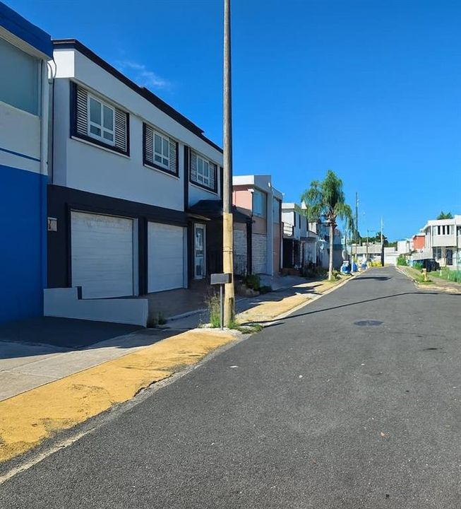 En Venta: $375,000 (4 camas, 4 baños, 2364 Pies cuadrados)