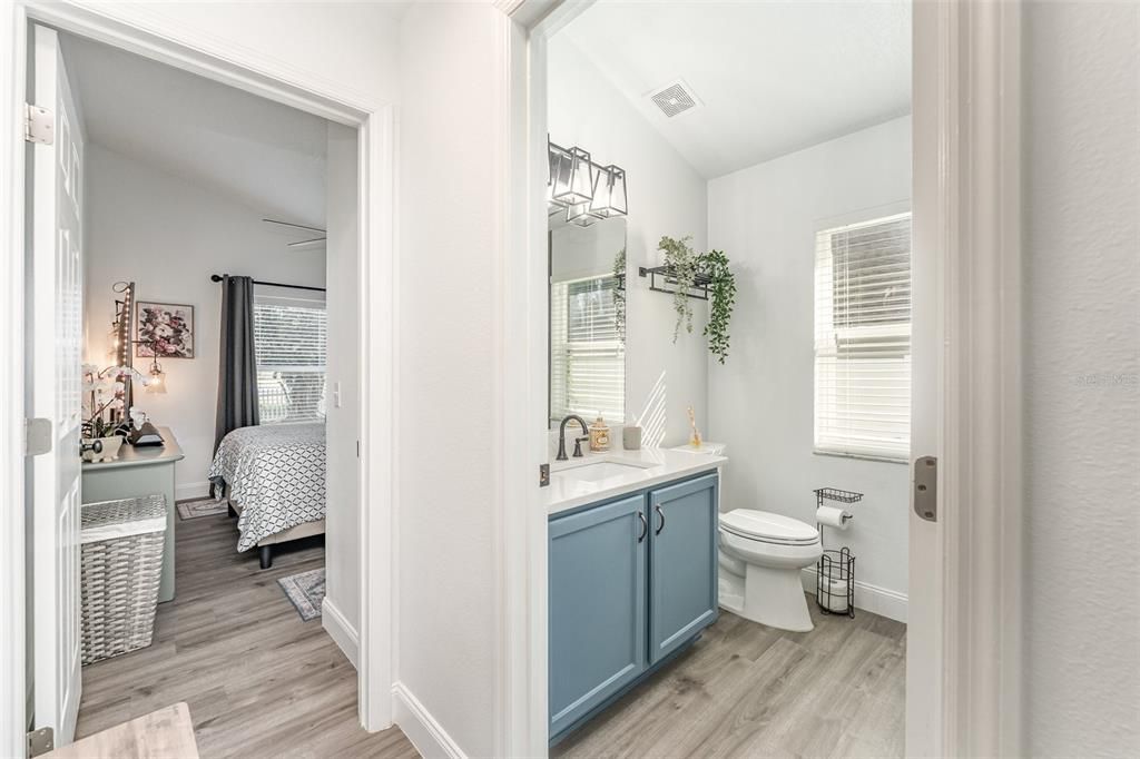 For Sale: $349,900 (3 beds, 2 baths, 1649 Square Feet)