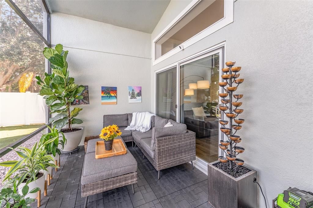 For Sale: $349,900 (3 beds, 2 baths, 1649 Square Feet)