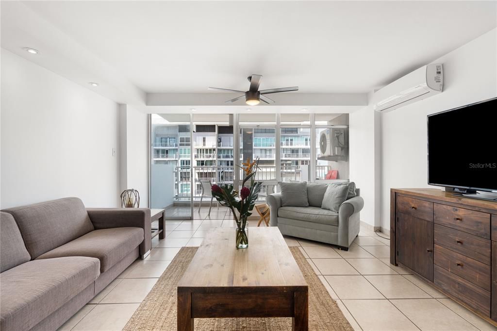 На продажу: $500,000 (1 спален, 1 ванн, 833 Квадратных фут)