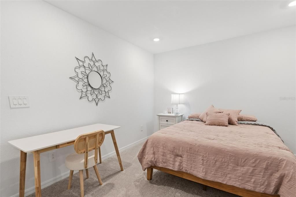 待售: $393,995 (2 贝兹, 2 浴室, 1366 平方英尺)