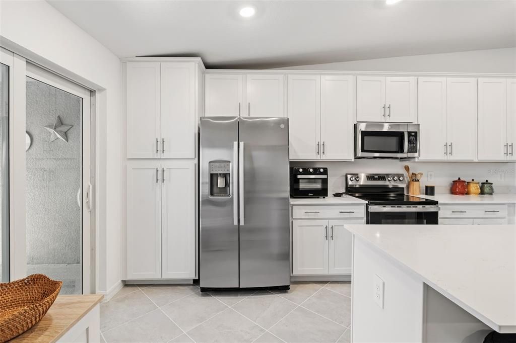 待售: $393,995 (2 贝兹, 2 浴室, 1366 平方英尺)