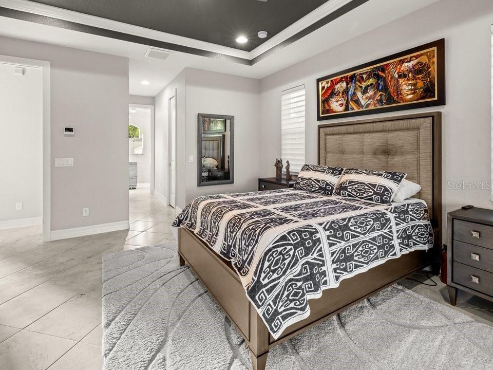 En Venta: $925,000 (3 camas, 2 baños, 2045 Pies cuadrados)