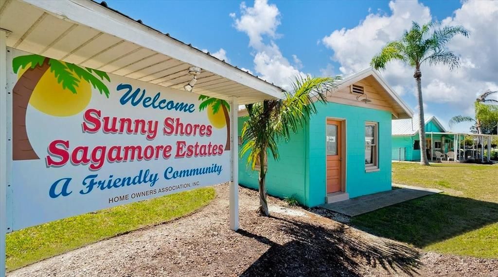 For Sale: $185,000 (2 beds, 1 baths, 420 Square Feet)