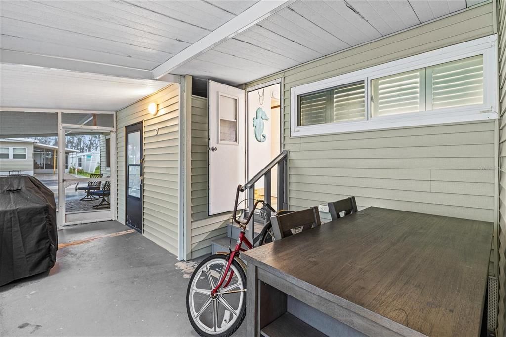 For Sale: $185,000 (2 beds, 1 baths, 420 Square Feet)