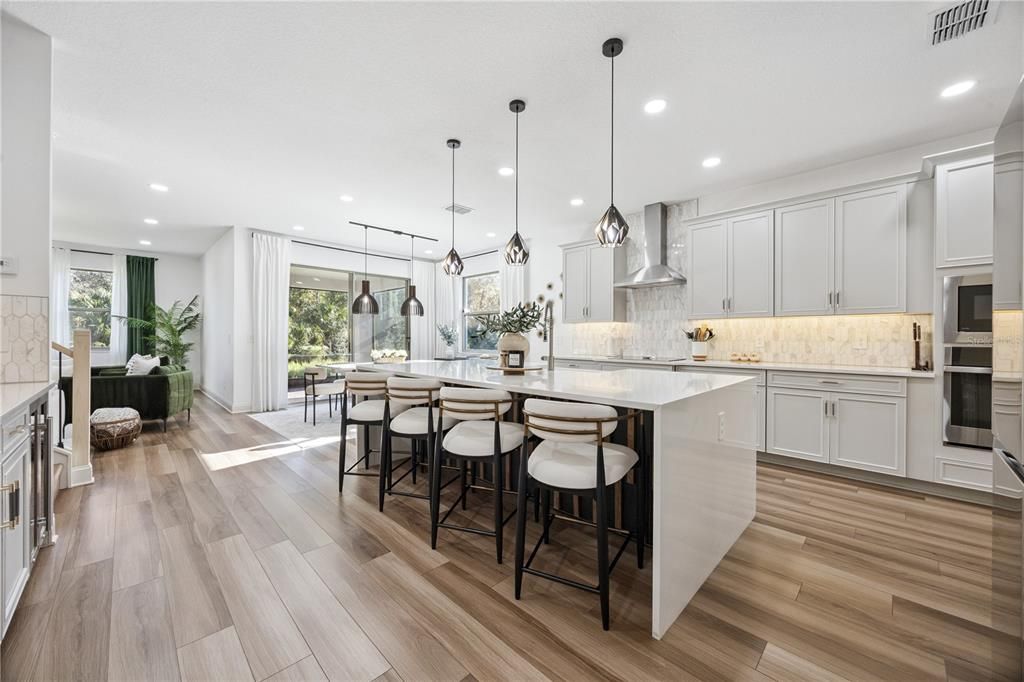 For Sale: $1,125,000 (5 beds, 4 baths, 3843 Square Feet)