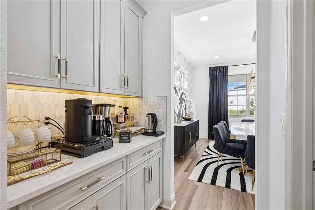 For Sale: $1,125,000 (5 beds, 4 baths, 3843 Square Feet)