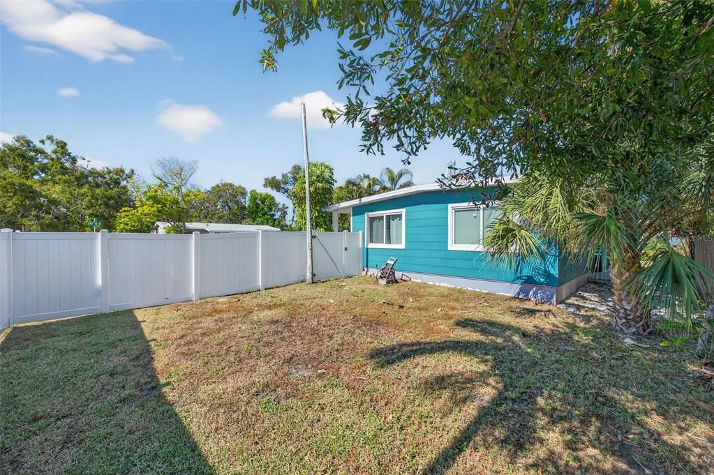 出租: $2,950 (3 贝兹, 2 浴室, 1288 平方英尺)