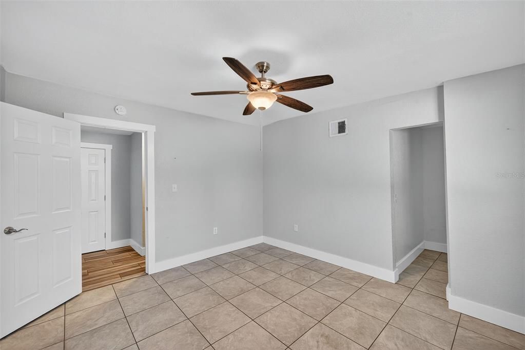 出租: $2,950 (3 贝兹, 2 浴室, 1288 平方英尺)