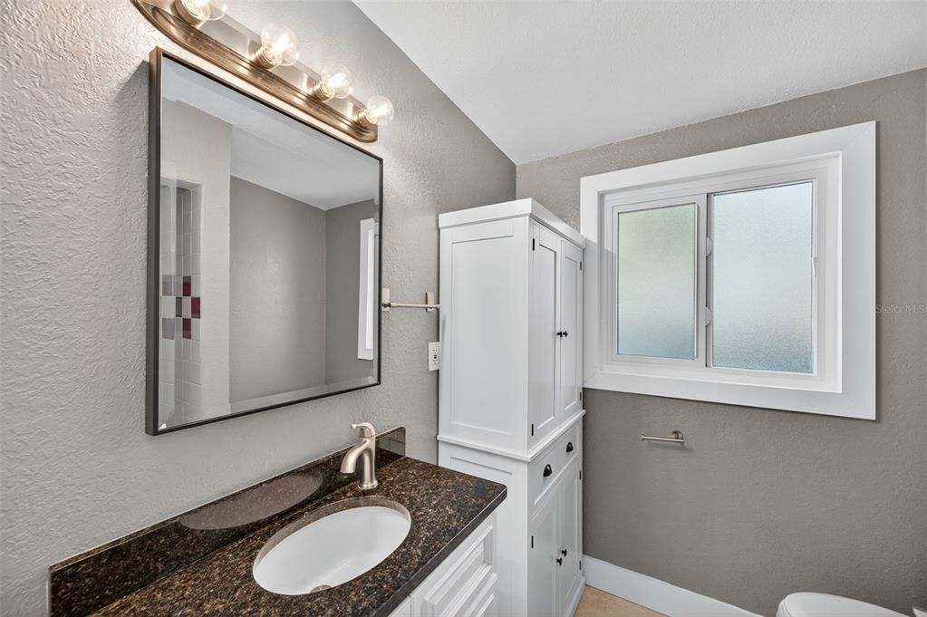 出租: $2,950 (3 贝兹, 2 浴室, 1288 平方英尺)