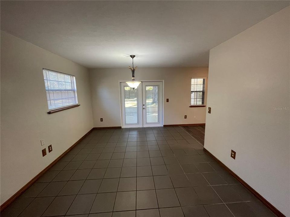 En Renta: $2,200 (3 camas, 2 baños, 1360 Pies cuadrados)