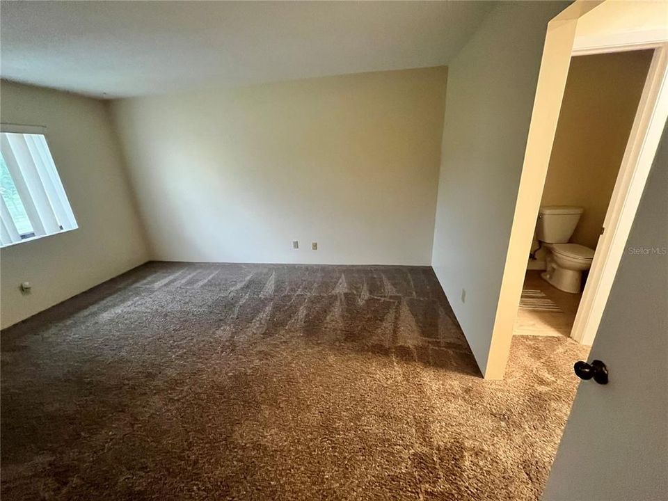 出租: $1,550 (2 贝兹, 2 浴室, 1006 平方英尺)