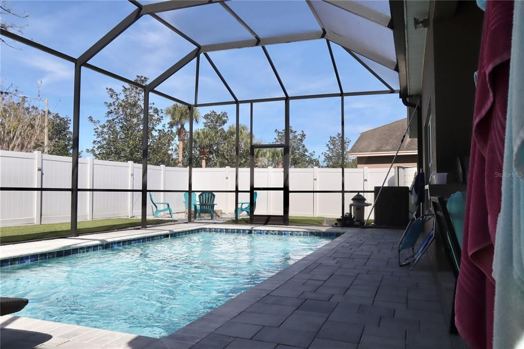 На продажу: $399,000 (3 спален, 2 ванн, 1814 Квадратных фут)