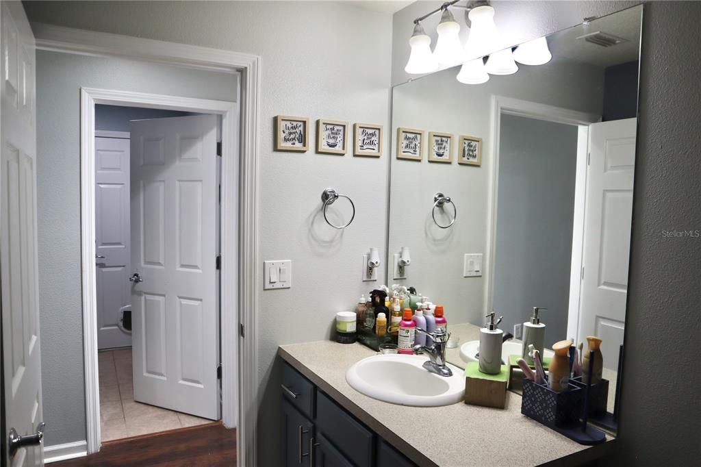 На продажу: $399,000 (3 спален, 2 ванн, 1814 Квадратных фут)