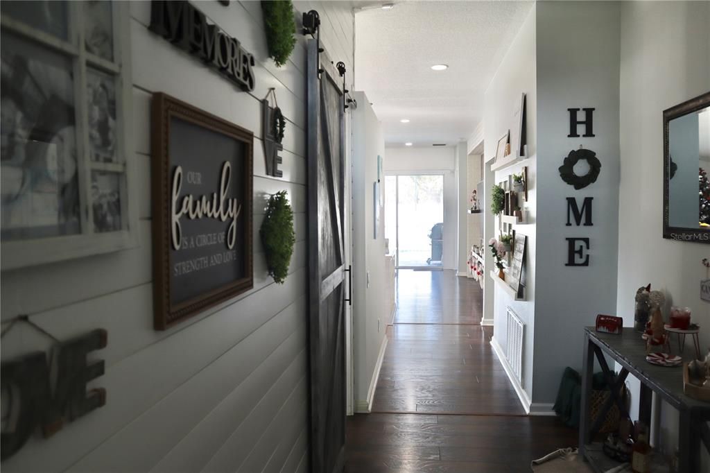 На продажу: $399,000 (3 спален, 2 ванн, 1814 Квадратных фут)