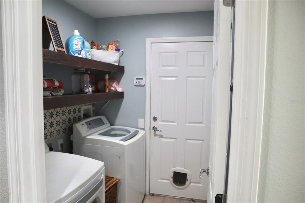 На продажу: $399,000 (3 спален, 2 ванн, 1814 Квадратных фут)