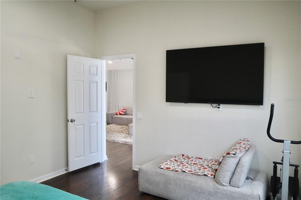 На продажу: $399,000 (3 спален, 2 ванн, 1814 Квадратных фут)