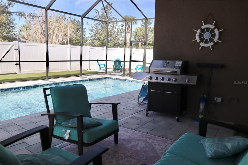 На продажу: $399,000 (3 спален, 2 ванн, 1814 Квадратных фут)