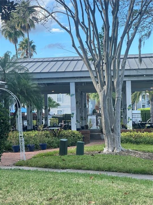 待售: $168,900 (2 贝兹, 2 浴室, 874 平方英尺)