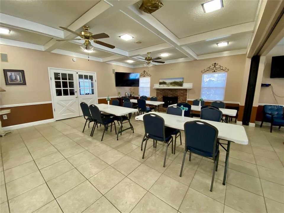 Под контрактом: $125,000 (1 спален, 1 ванн, 660 Квадратных фут)