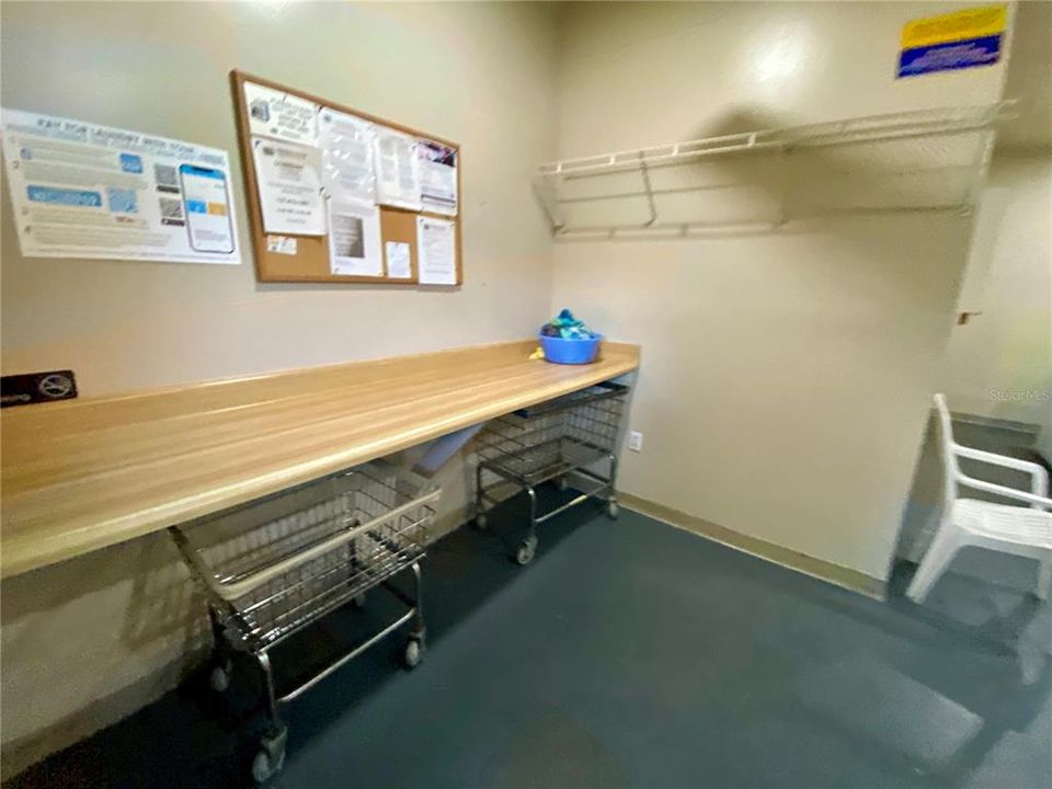 Под контрактом: $125,000 (1 спален, 1 ванн, 660 Квадратных фут)