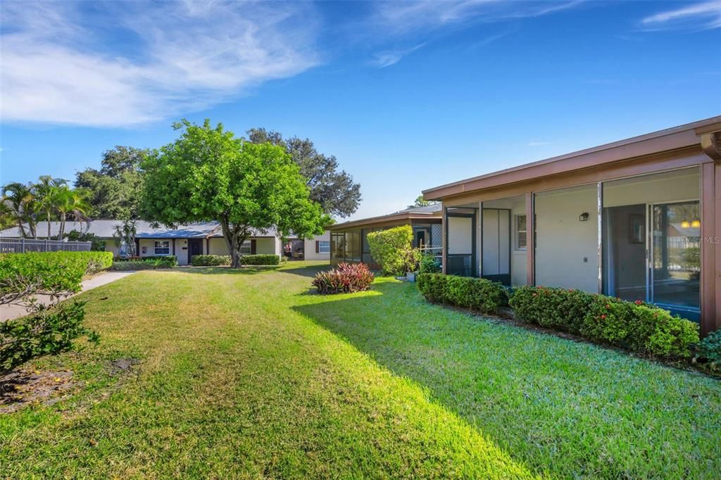 Под контрактом: $125,000 (1 спален, 1 ванн, 660 Квадратных фут)