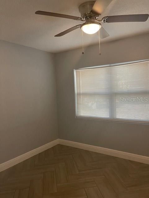 В аренду: $1,800 (3 спален, 1 ванн, 1520 Квадратных фут)