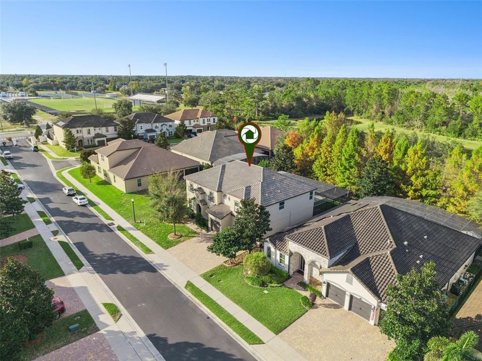 For Sale: $975,000 (5 beds, 4 baths, 4194 Square Feet)