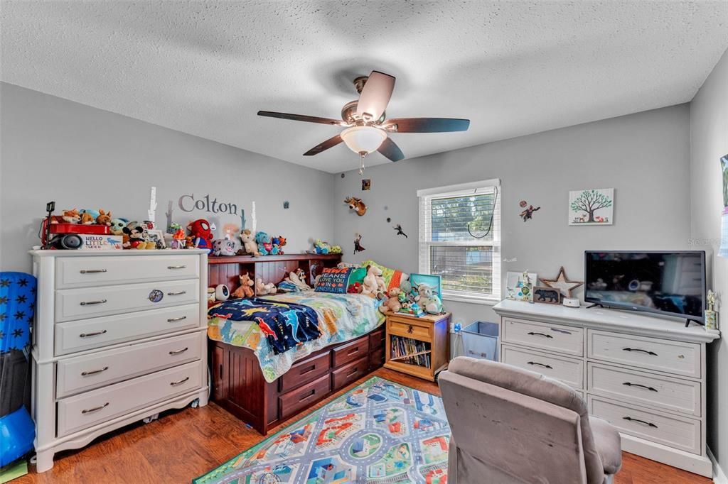 For Sale: $534,900 (3 beds, 2 baths, 2126 Square Feet)