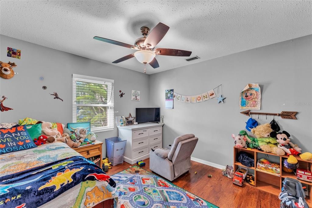 For Sale: $534,900 (3 beds, 2 baths, 2126 Square Feet)