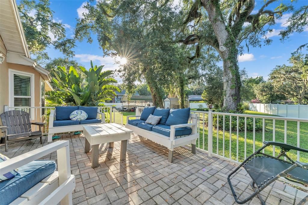 For Sale: $534,900 (3 beds, 2 baths, 2126 Square Feet)