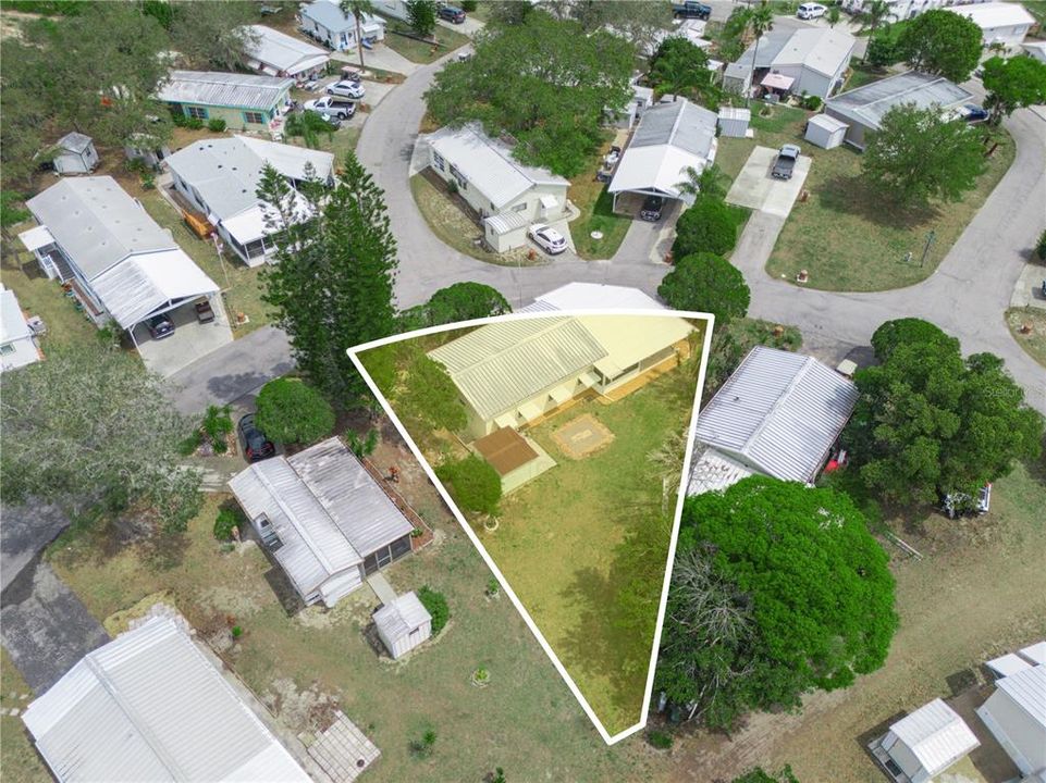 待售: $159,900 (1 贝兹, 1 浴室, 954 平方英尺)