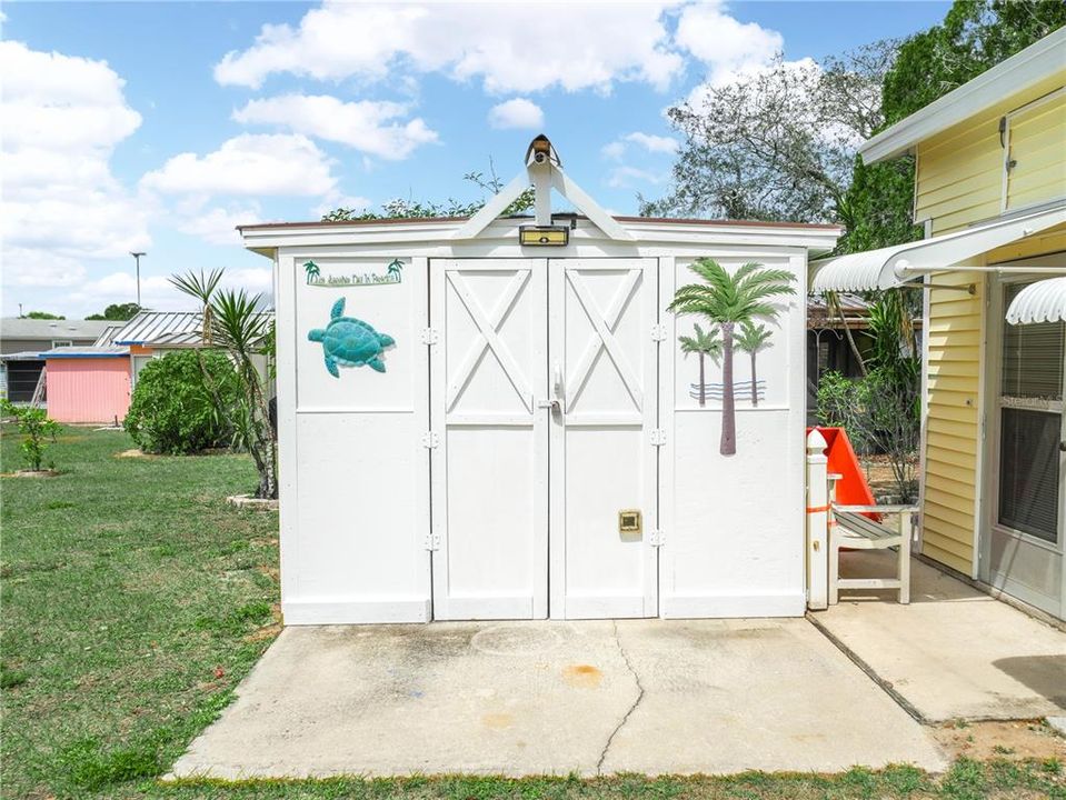 待售: $159,900 (1 贝兹, 1 浴室, 954 平方英尺)