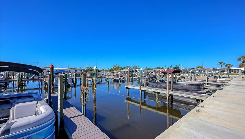 待售: $219,000 (2 贝兹, 1 浴室, 800 平方英尺)