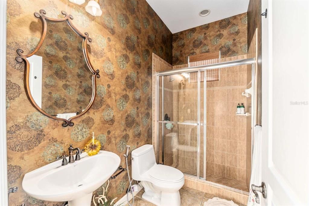 На продажу: $615,000 (3 спален, 3 ванн, 2500 Квадратных фут)