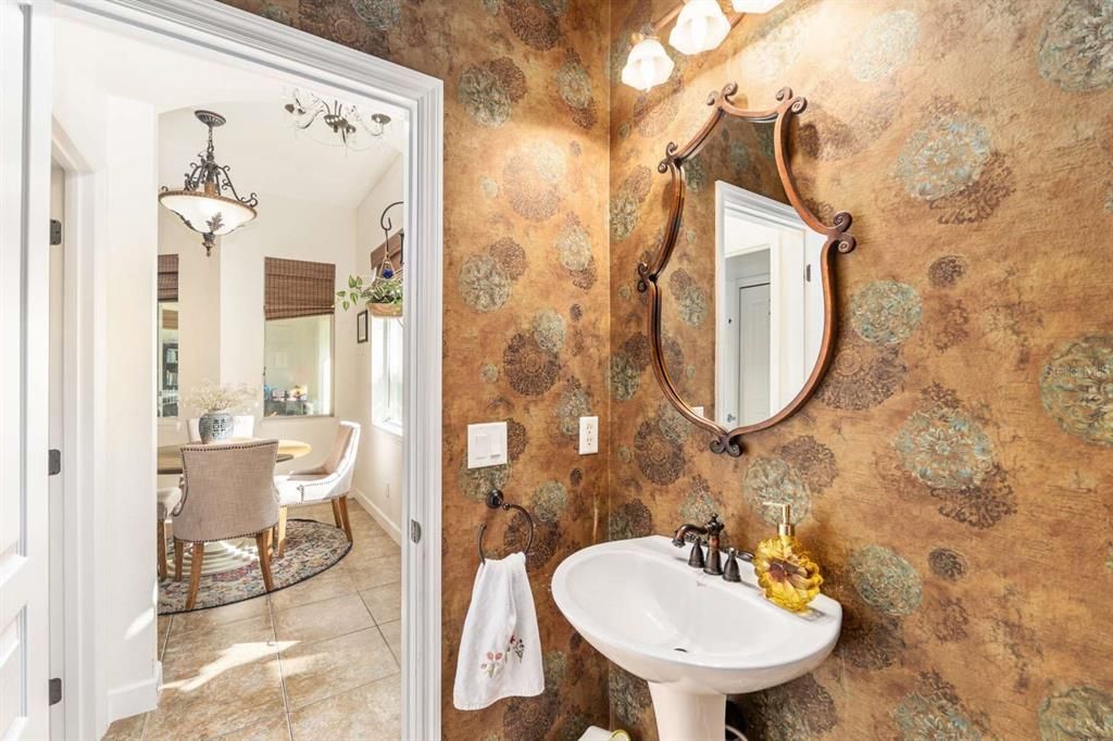 На продажу: $615,000 (3 спален, 3 ванн, 2500 Квадратных фут)