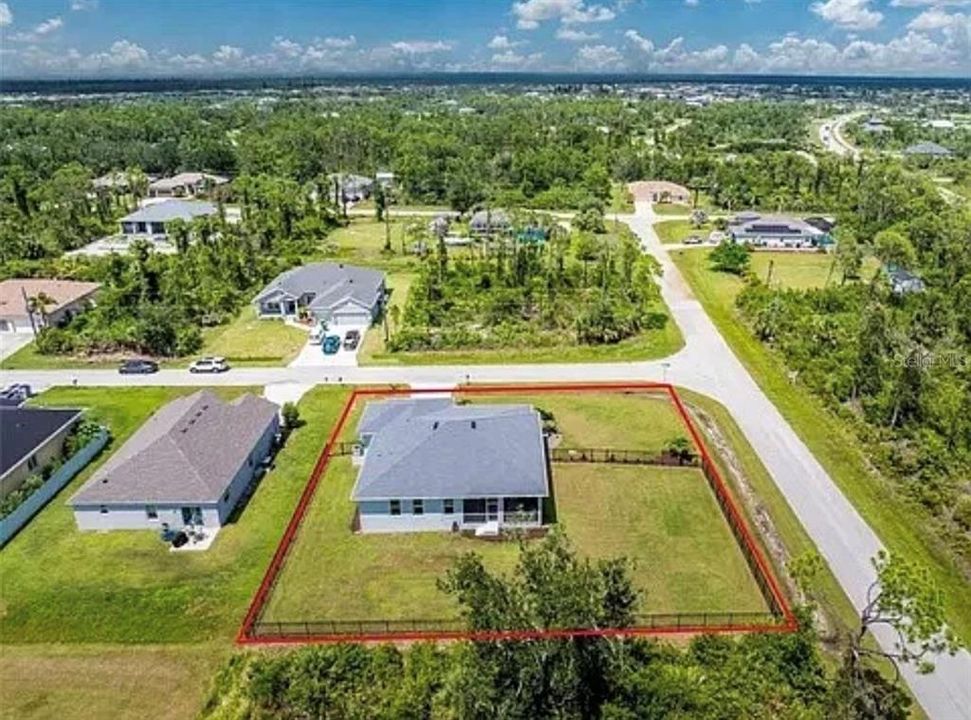 For Rent: $2,750 (3 beds, 2 baths, 1884 Square Feet)