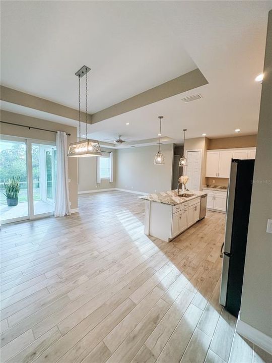 For Rent: $2,750 (3 beds, 2 baths, 1884 Square Feet)