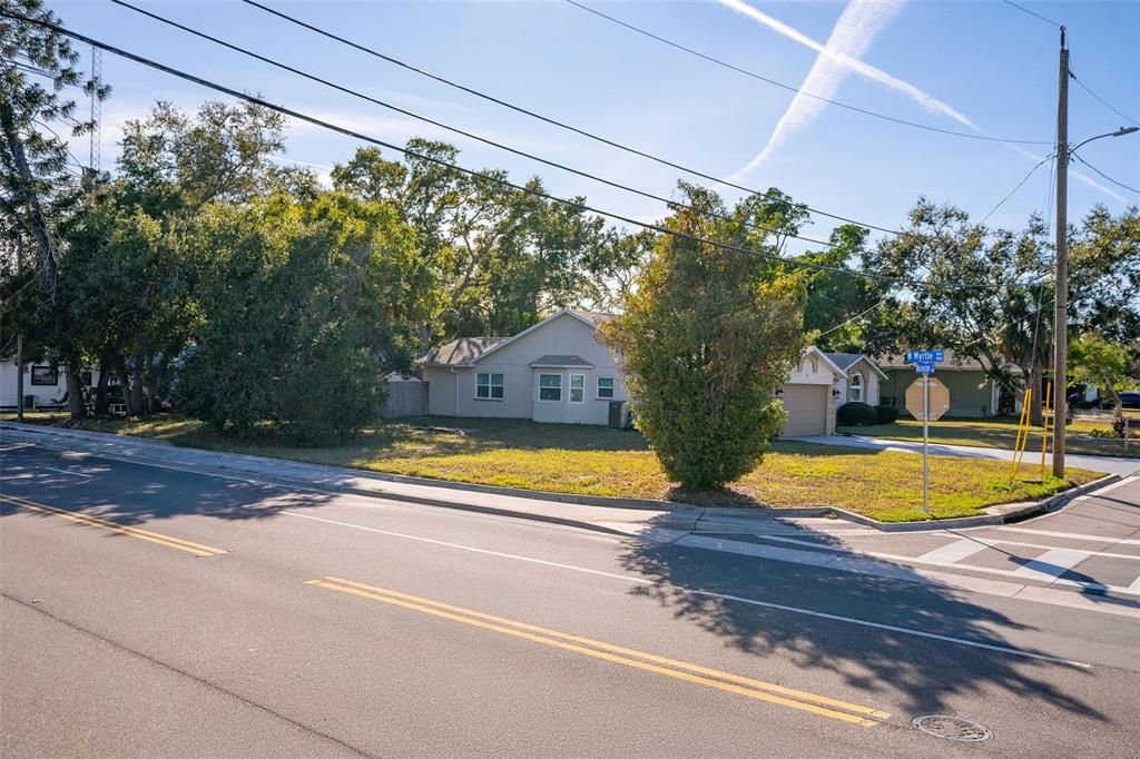 待售: $125,000 (0.11 acres)