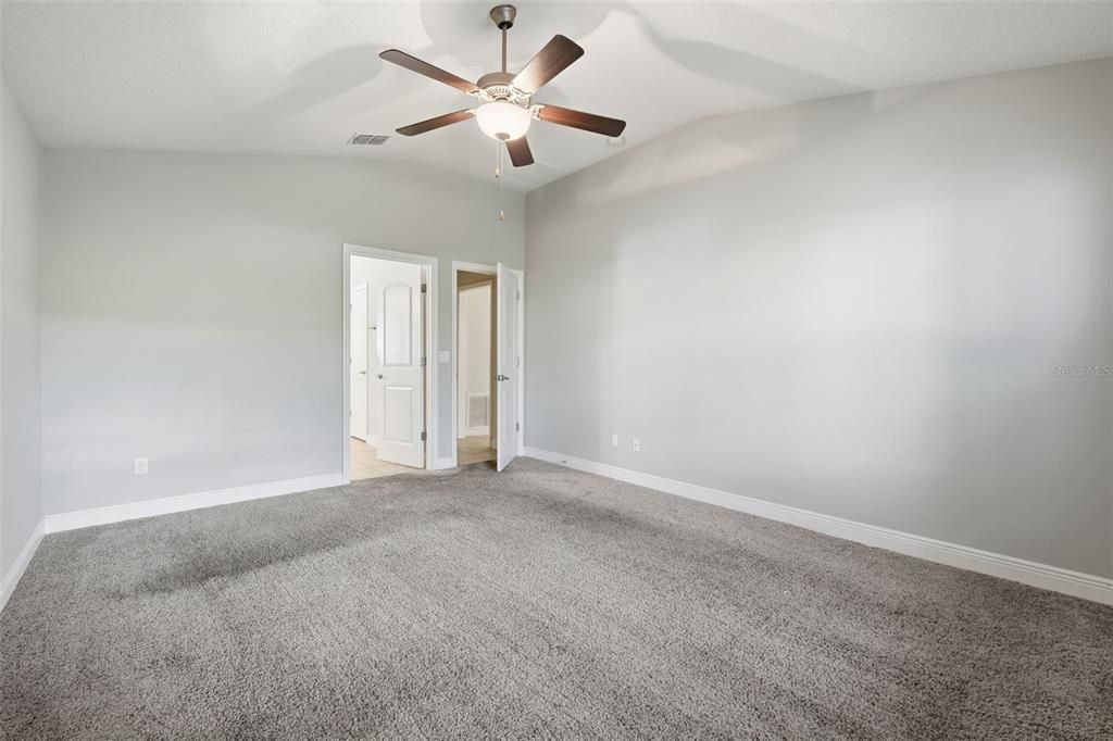 На продажу: $305,000 (3 спален, 2 ванн, 1487 Квадратных фут)