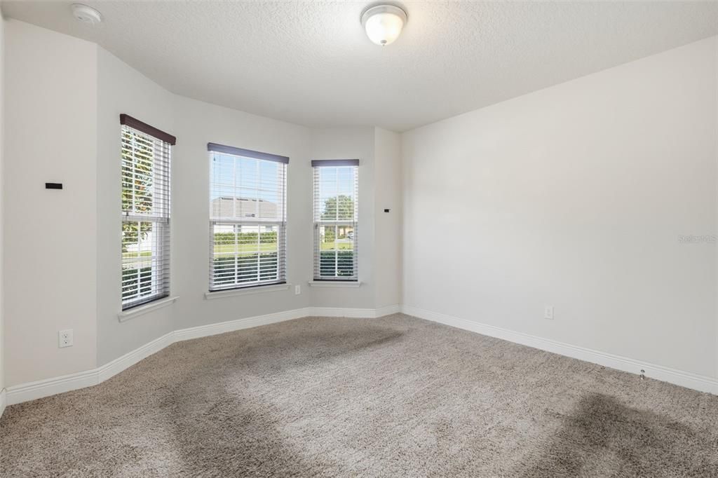 На продажу: $305,000 (3 спален, 2 ванн, 1487 Квадратных фут)