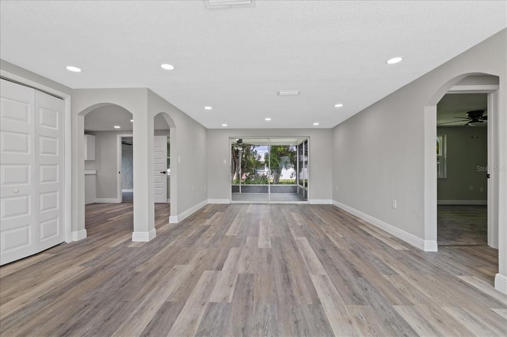 For Rent: $2,250 (3 beds, 2 baths, 1442 Square Feet)