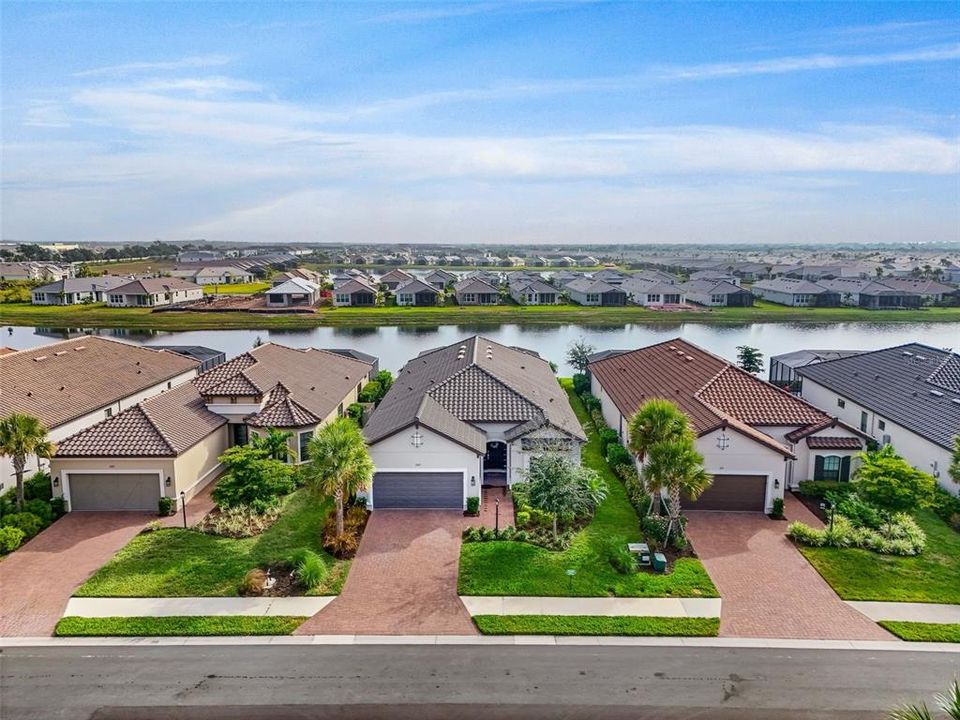 For Sale: $1,299,900 (4 beds, 3 baths, 2479 Square Feet)