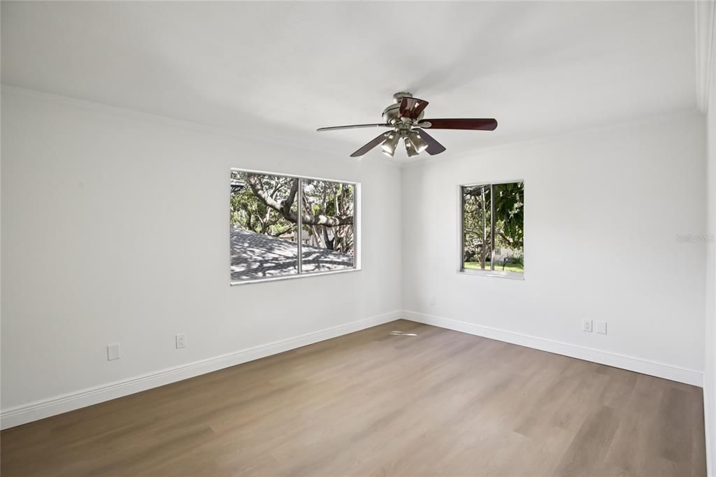 For Rent: $1,900 (2 beds, 2 baths, 853 Square Feet)