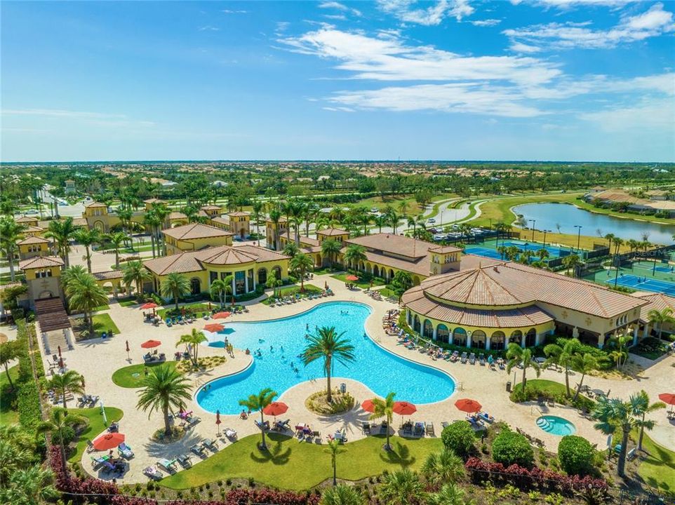 Active With Contract: $550,000 (3 beds, 3 baths, 1855 Square Feet)