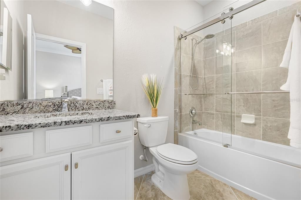 Active With Contract: $550,000 (3 beds, 3 baths, 1855 Square Feet)