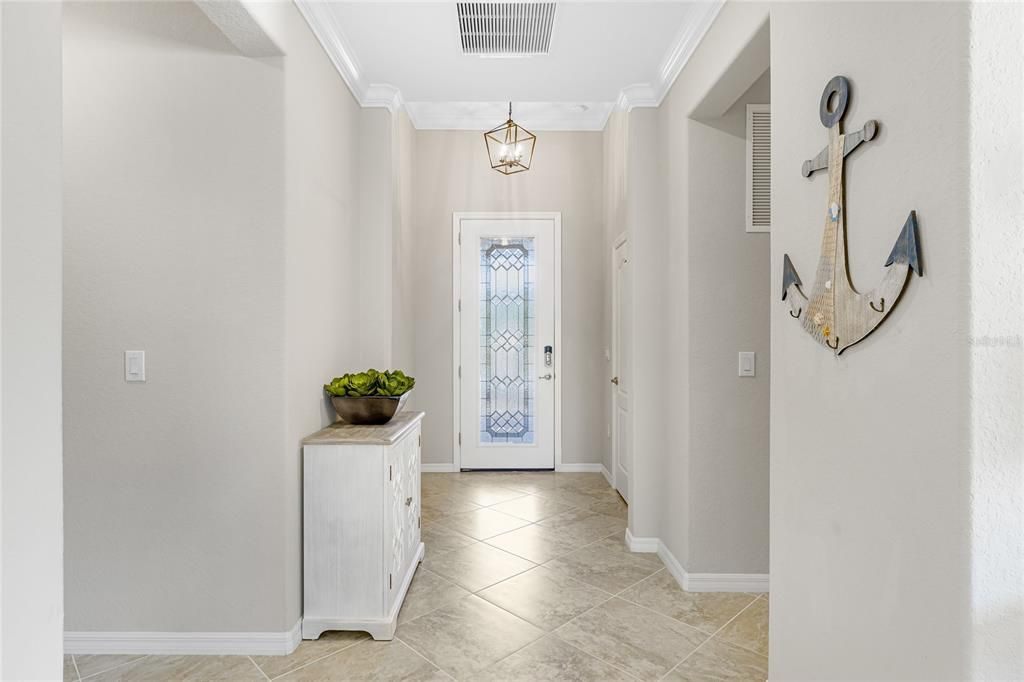 Active With Contract: $550,000 (3 beds, 3 baths, 1855 Square Feet)