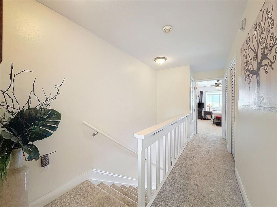 На продажу: $430,000 (2 спален, 2 ванн, 1290 Квадратных фут)