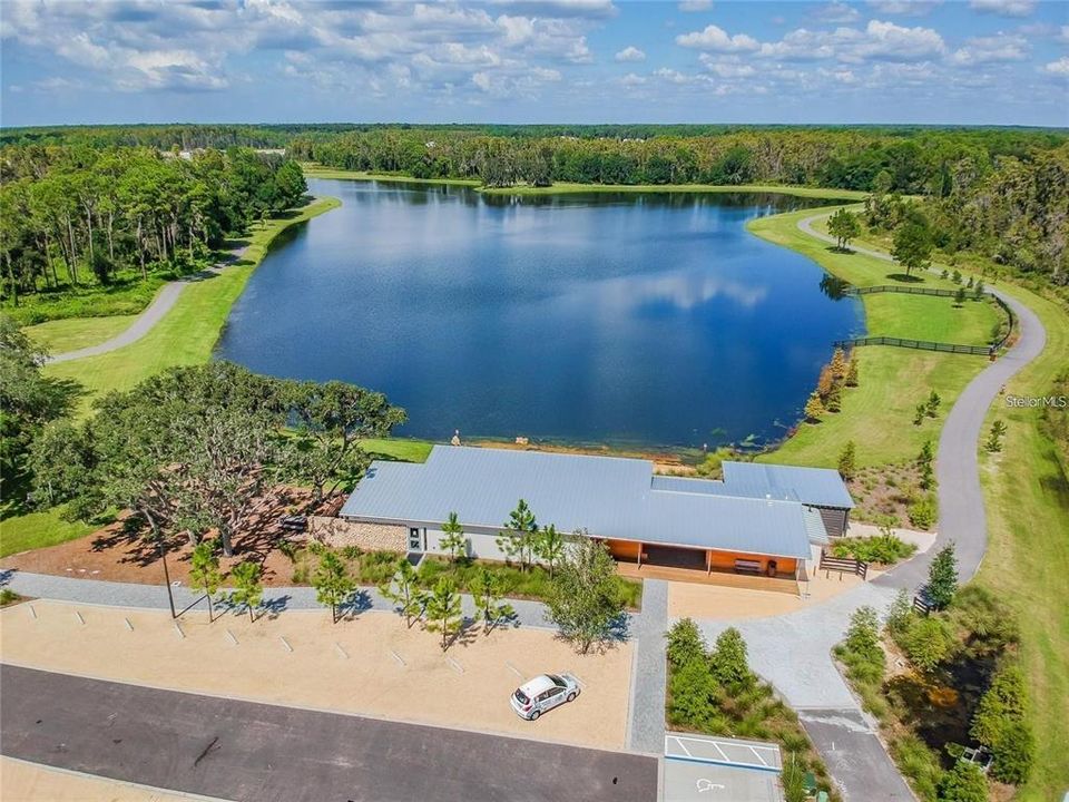 For Sale: $400,000 (3 beds, 2 baths, 1713 Square Feet)