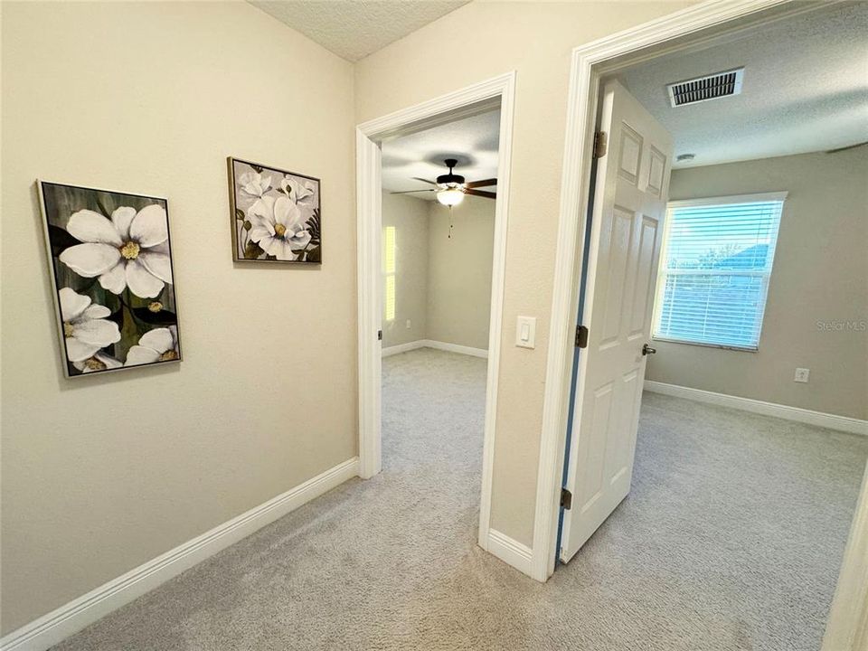 For Sale: $400,000 (3 beds, 2 baths, 1713 Square Feet)